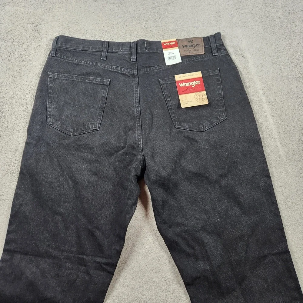 Wrangler Authentics Relaxed Fit Jeans Mens size 40x34 Black Denim ZM200BK NWT